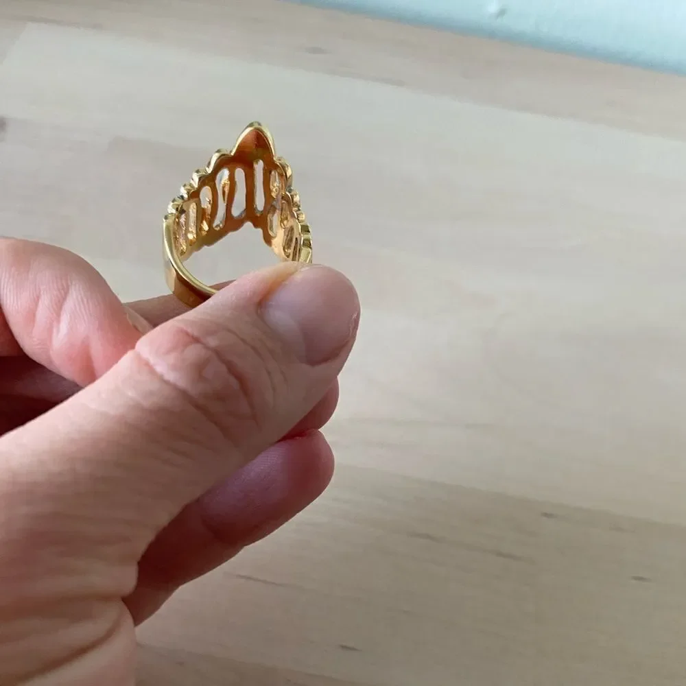Contemporary Wave & Diamond Ring